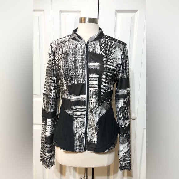 Layer 8 Performance Black & White Jacket Sz Large Workout Athletic Athleisure - Picture 1 of 10